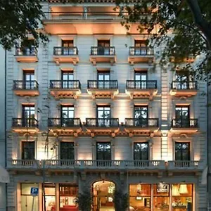 阿克塔阿图姆广场酒店 酒店